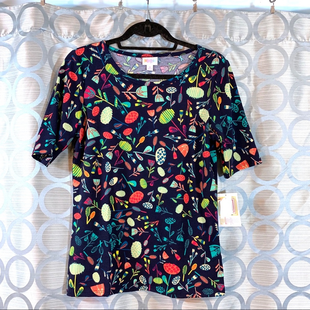 LuLaRoe Gigi Medium Shirt NWT Multicolored